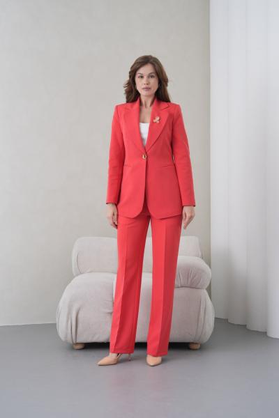 Broş Detay Gold Düğmeli Atlas Kadın Takım Elbise Nar Çiçeği