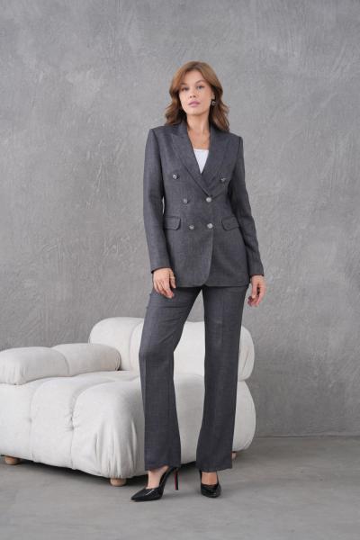 Gold Düğmeli Yünefekt Kadın Takım Elbise Gri